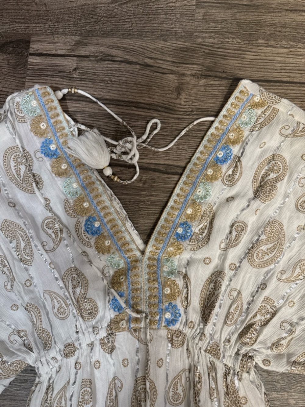 Women’s White Paisley V-Neck Swim Cover-Up Dress - Picture 3 of 4